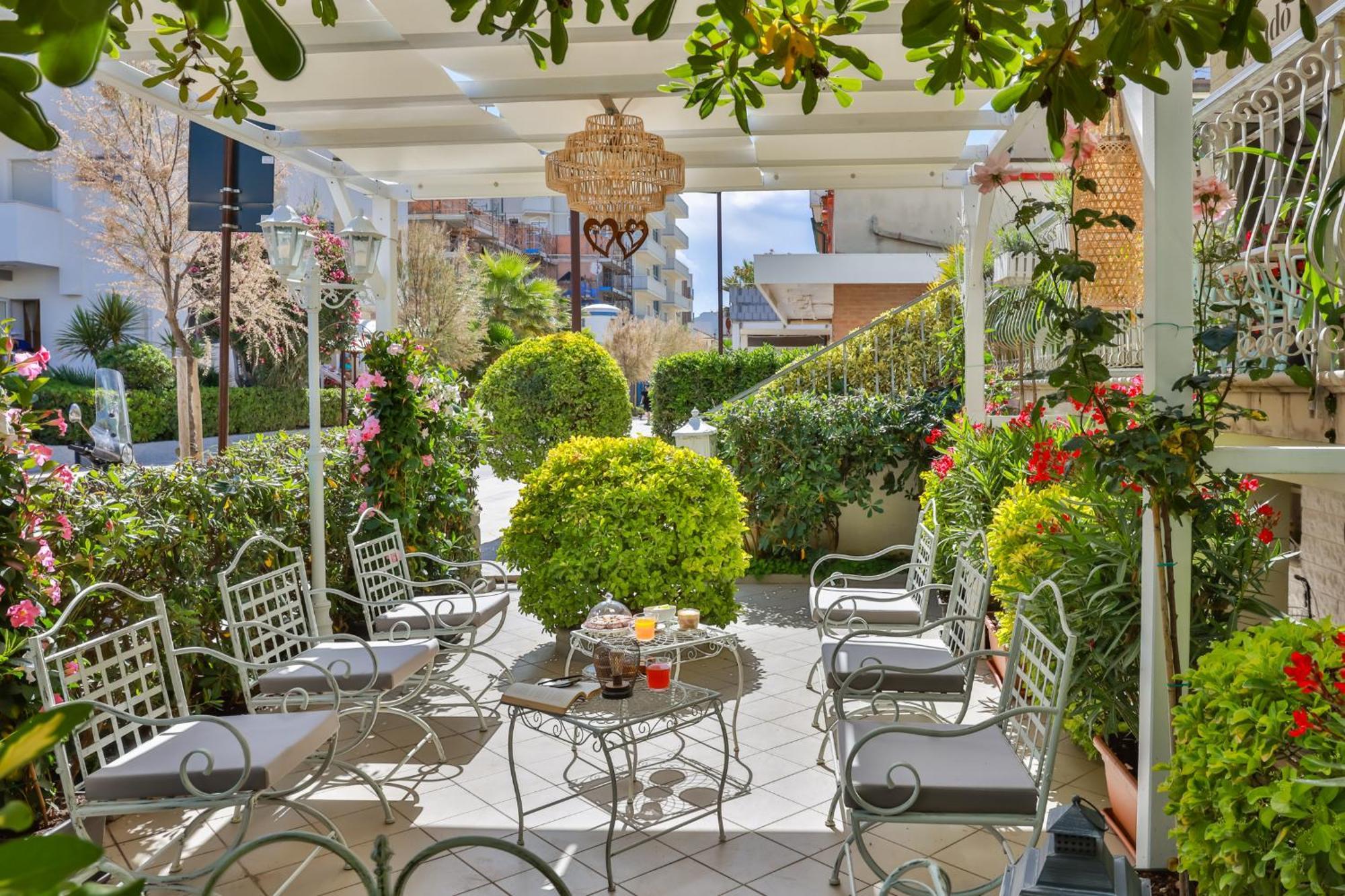 Hotel Il Nido Rimini Dış mekan fotoğraf